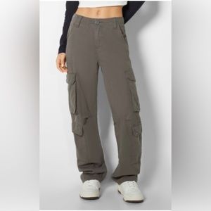 Bershka Size 4 Twill Multi Pocket Cargo Pant